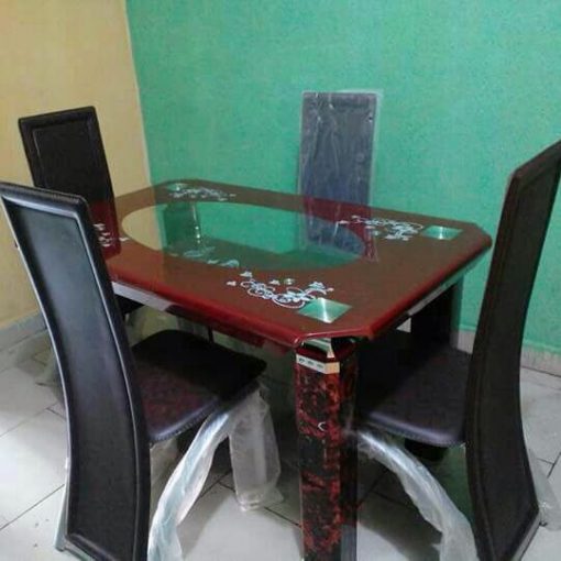 Universal Dining Table Brown & 4 Chairs