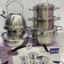 Cookware Set with kettle